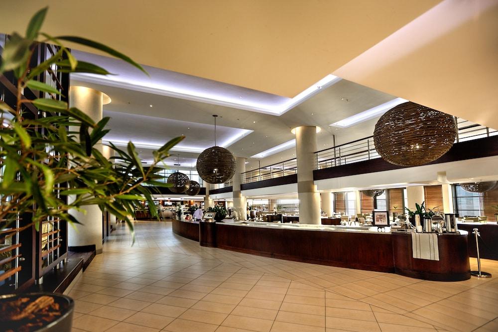 City Lodge Hotel At Or Tambo International Airport Kempton Park Exterior photo