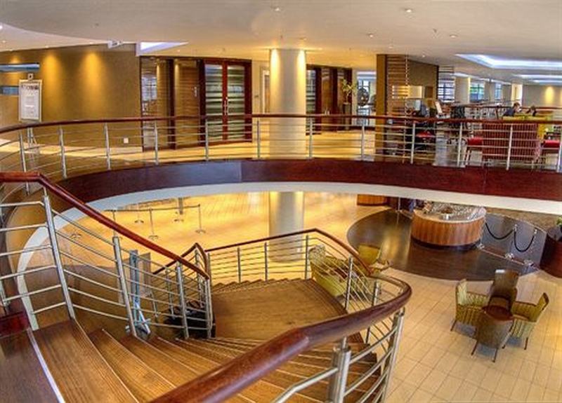 City Lodge Hotel At Or Tambo International Airport Kempton Park Exterior photo