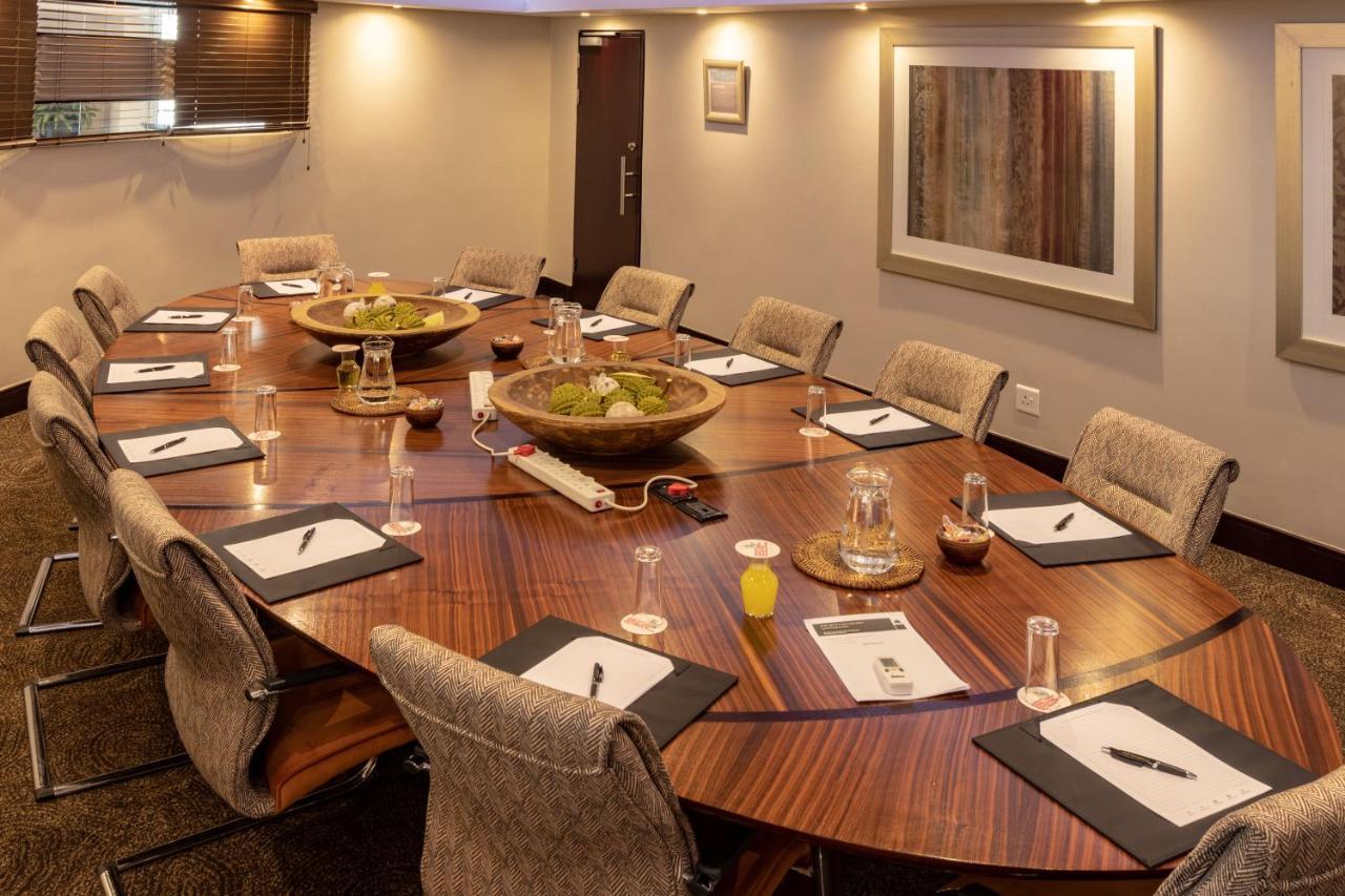 City Lodge Hotel At Or Tambo International Airport Kempton Park Exterior photo